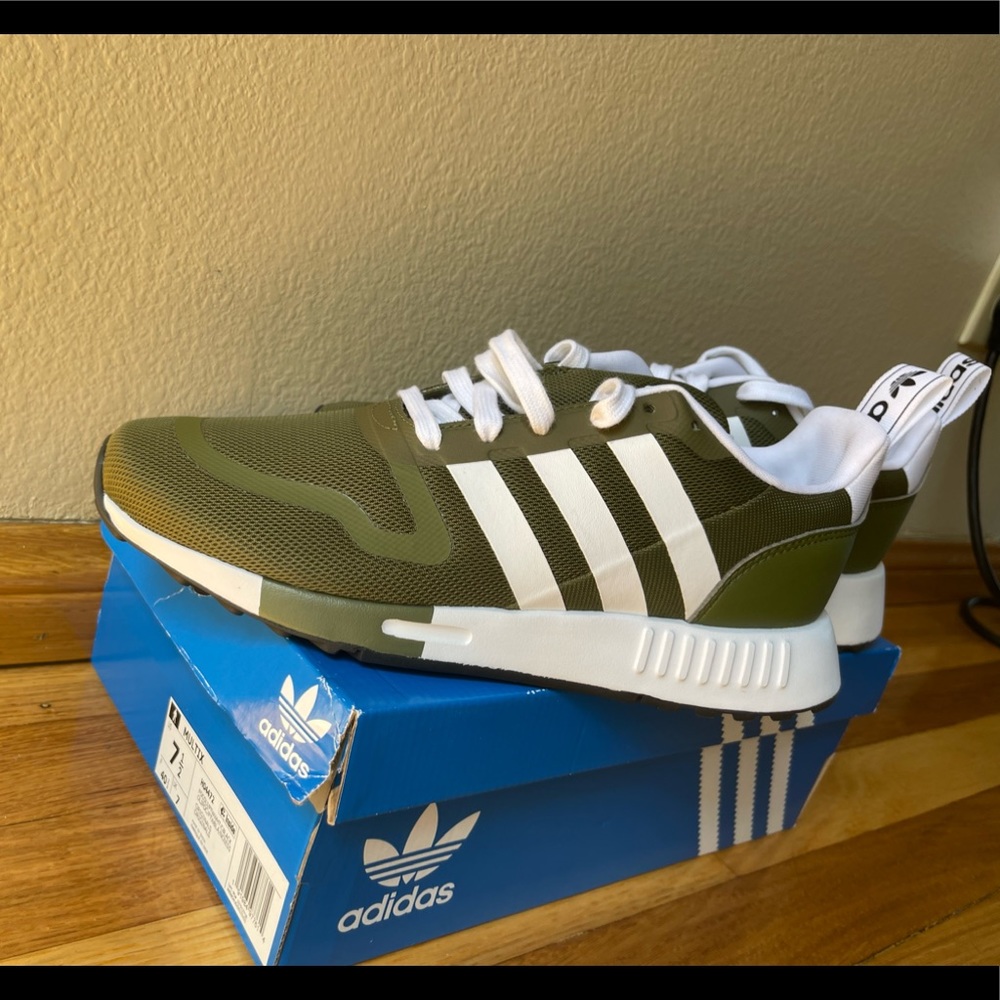 ❌SOLD❌Adidas MULTIX SHOES - Picture 6 of 11